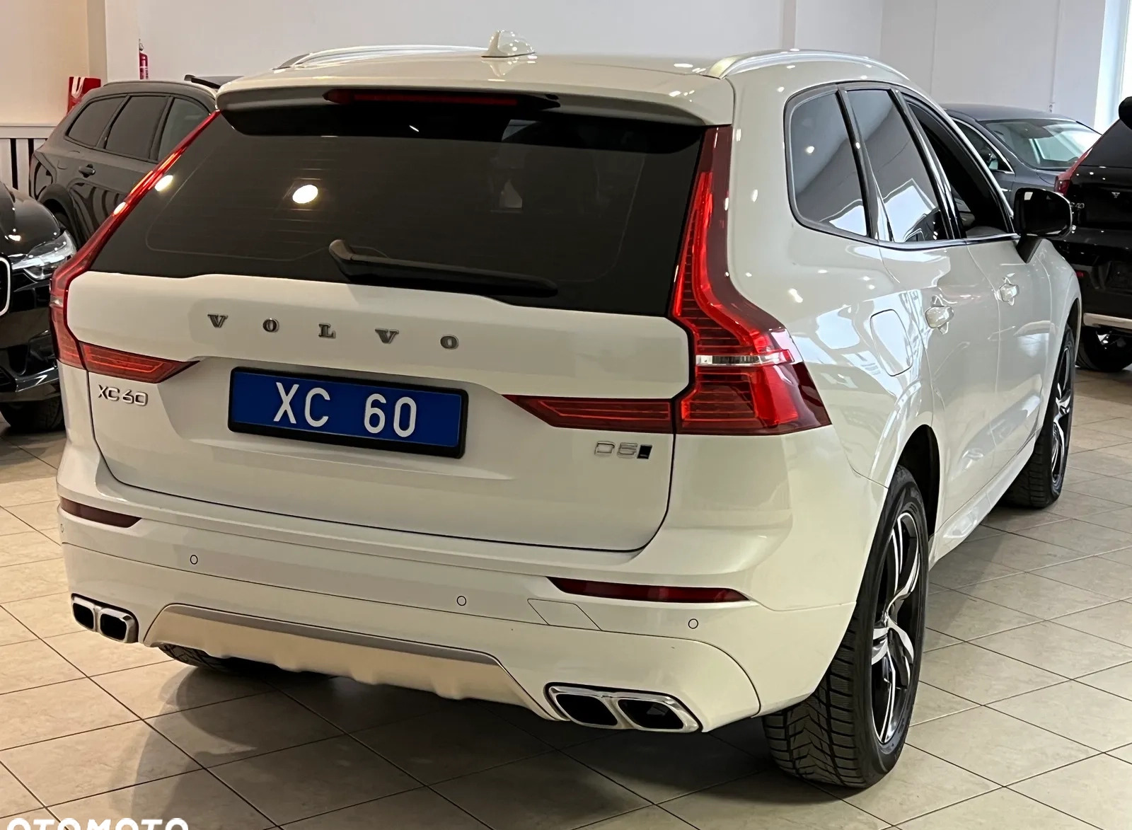 Volvo XC 60 cena 117900 przebieg: 224000, rok produkcji 2018 z Zelów małe 121